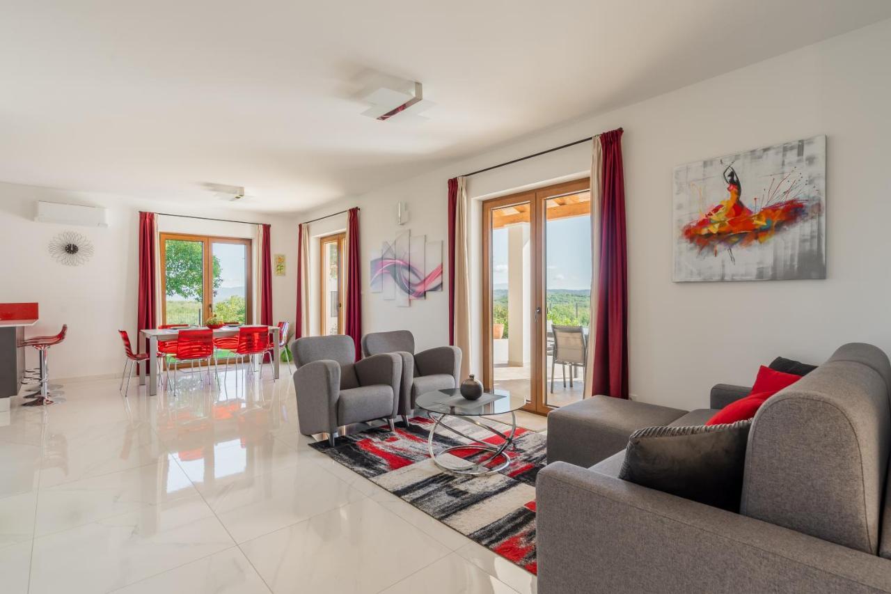 Villa Atop The Village With Stunning View Vižinada Exterior foto